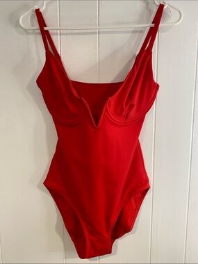 Sleek Red One-Piece Swimsuit Underwire Support Glam Pin Up Baywatch Bombshell XS